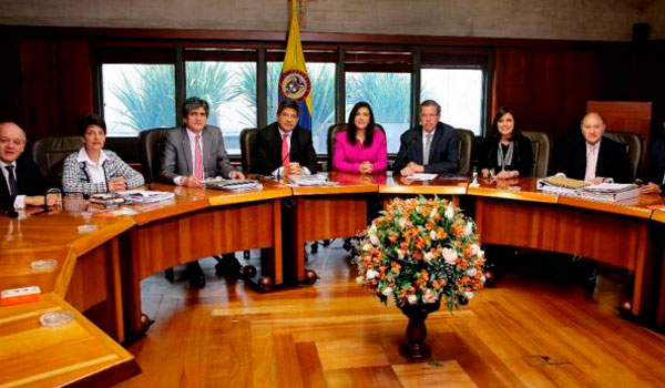 corte_constitucional_colombia-696x348